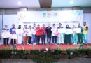 DISBUDPORA Kabupaten Bekasi menyalurkan bonus untuk atlet dan pelatih berprestasi
