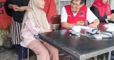 Warga Korban Banjir di Bekasi Terima Layanan Pengobatan Gratis dari PDI Perjuangan