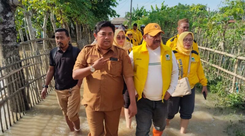 Ketua DPD Partai Golkar Marjuki Terjun Langsung Berikan Bantuan Korban Banjir