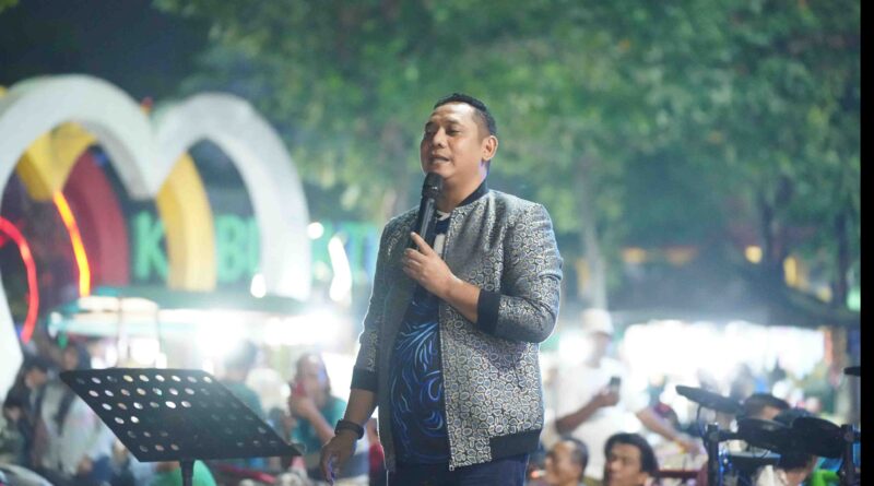 Pemkab Bekasi Hadirkan Panggung Musik Akhir Pekan di Taman Sehati, Perkuat Ruang Publik dan Dukung UMKM Lokal Pemkab Bekasi Hadirkan Panggung Musik Akhir Pekan di Taman Sehati, Perkuat Ruang Publik dan Dukung UMKM Lokal